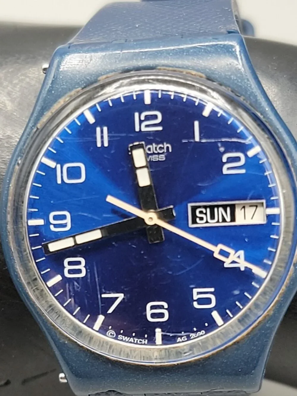 Vintage Swatch Gent Just Blue GN715 (2001) Swiss Quartz Watch Day/Date 34mm 7.5
